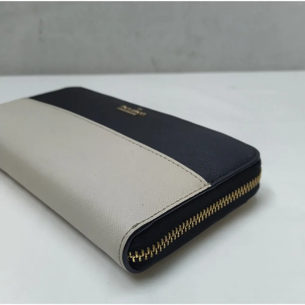 Kate Spade New York Black White Leather Zip Around Credit Wallet